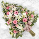 bouquet de fleur - en forme triangulaire